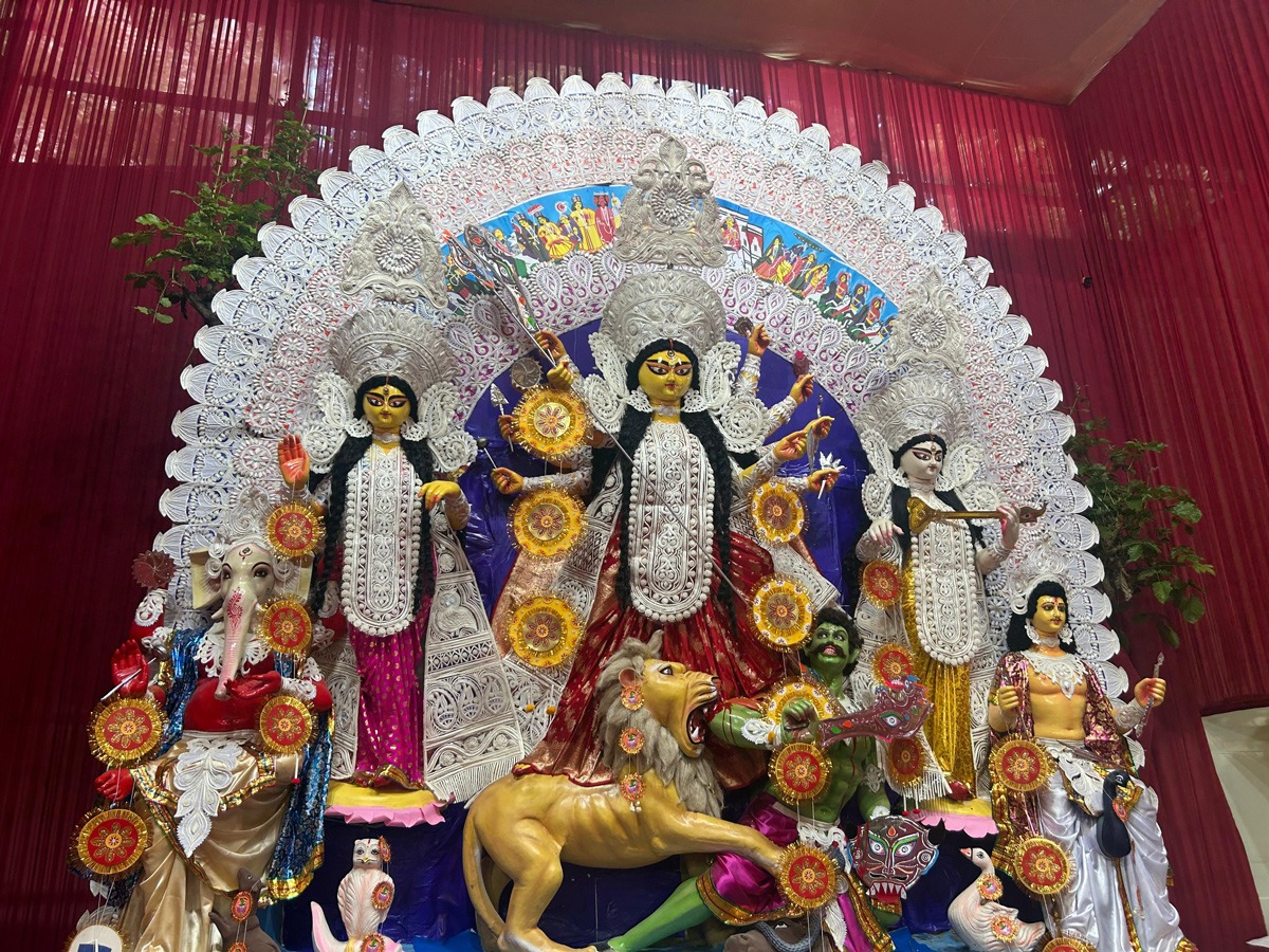 When Devotion Lights the Lanes: Durga Puja’s Heartbeat in CR Park
